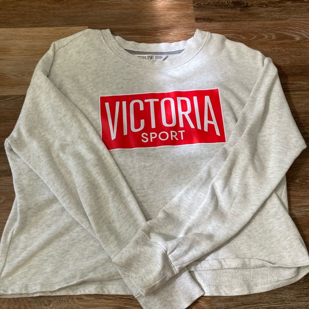 Victoria Sport Cropped Sweatshirt